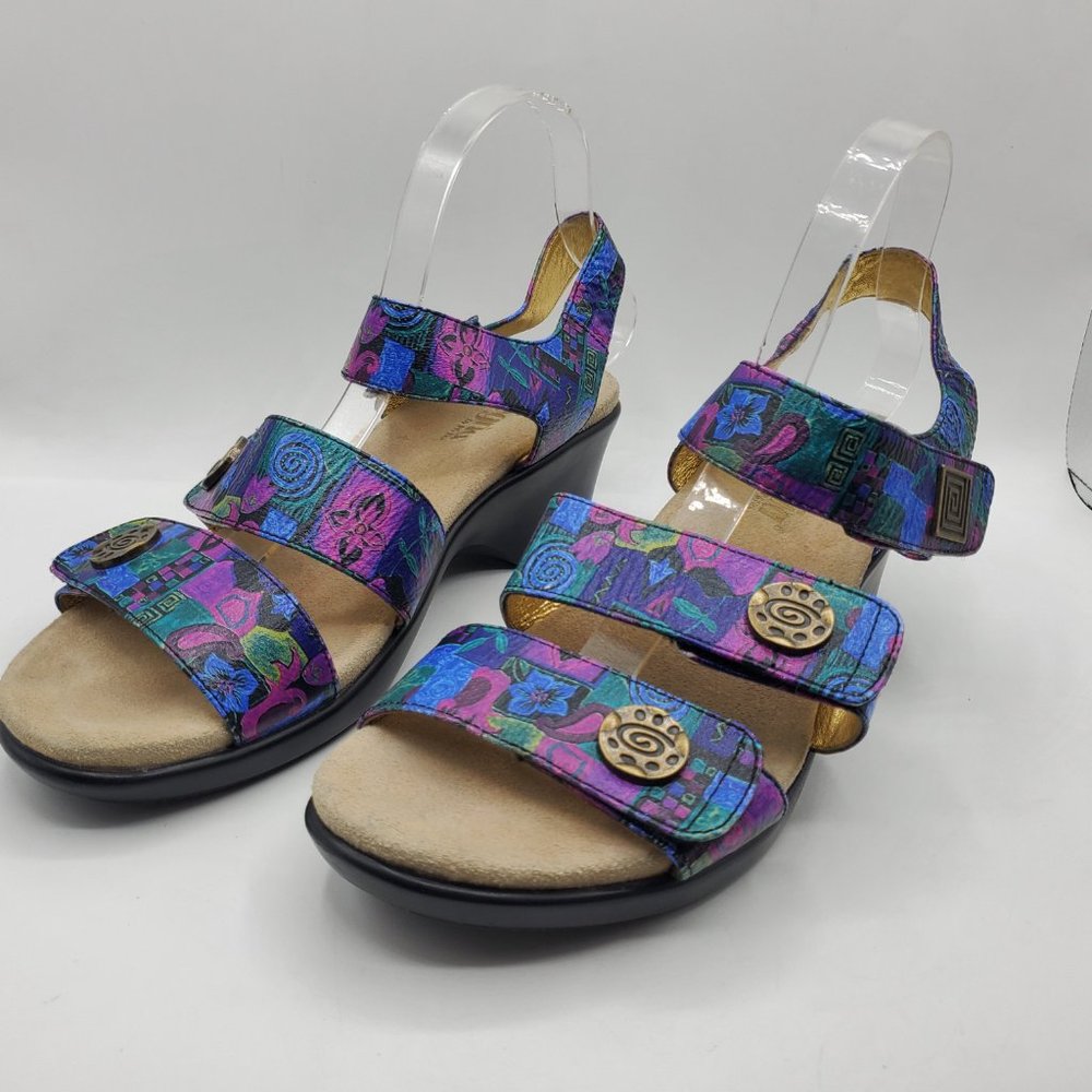 ALEGRIA OLIVIA CRAFTY VIBRANT FLORAL LEATHER ADJUSTABLE STRAP SANDALS - Picture 3 of 9